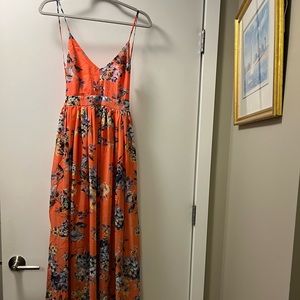 Amazing open back maxi dress